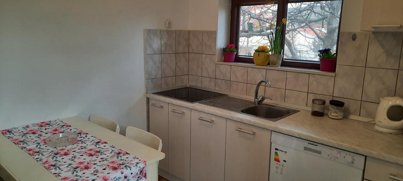 Apartment Ema Трогир Экстерьер фото